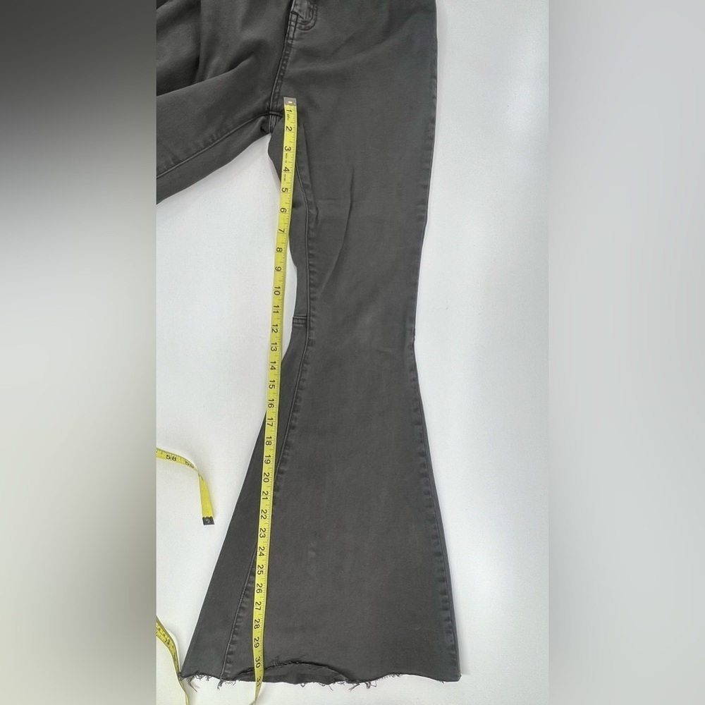 LISTICLE Charcoal Gray Stretch High Rise Flared Bell Bottom Pants Size S Small - Picture 11 of 12